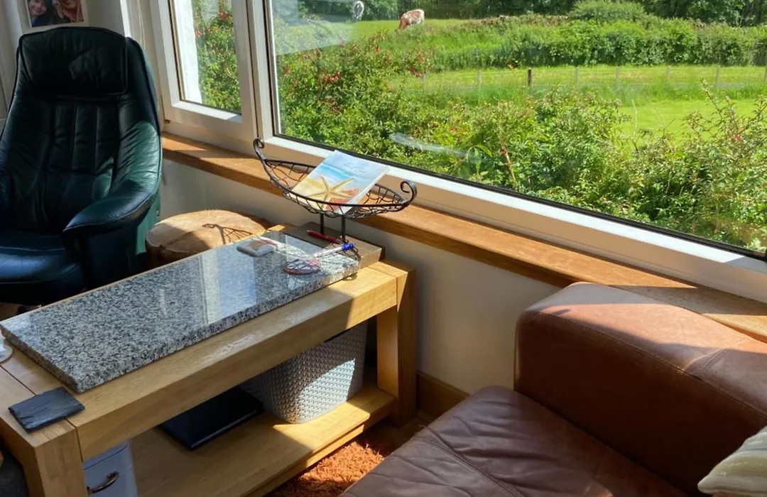 Jacquie'S B&B -Dumfries-Room With A View-1